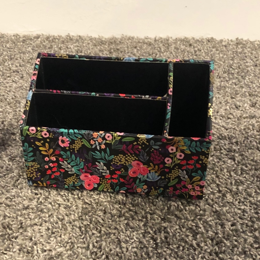 Small Office Desk/Home Organizer